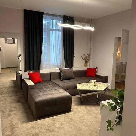 Luxury Apartment With Jacuzzi Sofia Extérieur photo